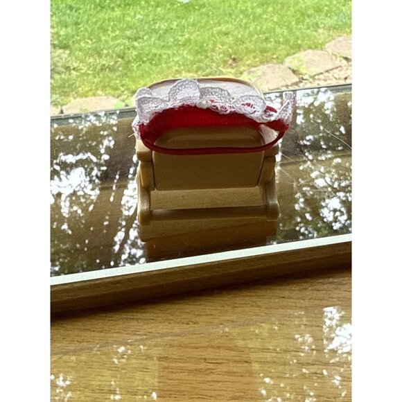 Vintage Calico Critters Sylvanian Families Doll Feeding Chair Red Polka Dot Lace - Picture 3 of 6